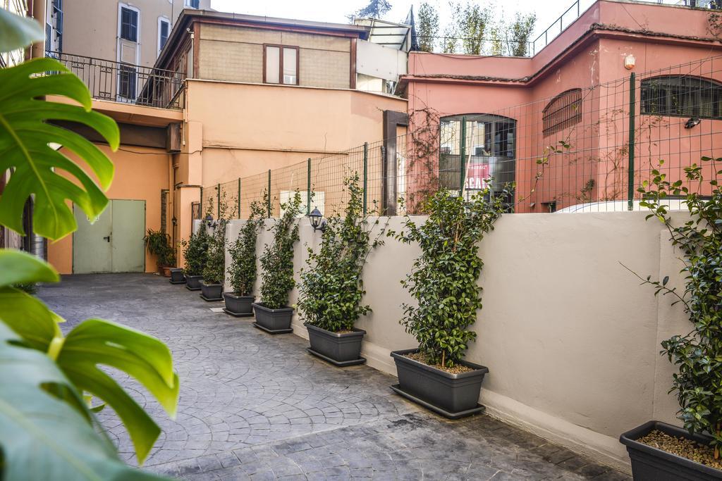 Adelina Guesthouse Rome Exterior photo