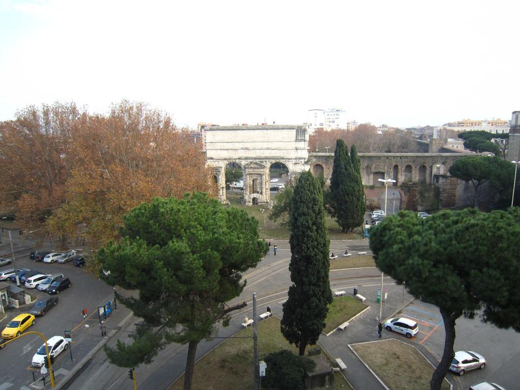 Adelina Guesthouse Rome Exterior photo