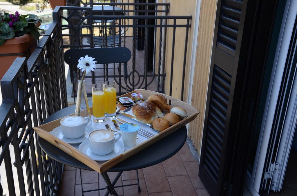 Adelina Guesthouse Rome Exterior photo