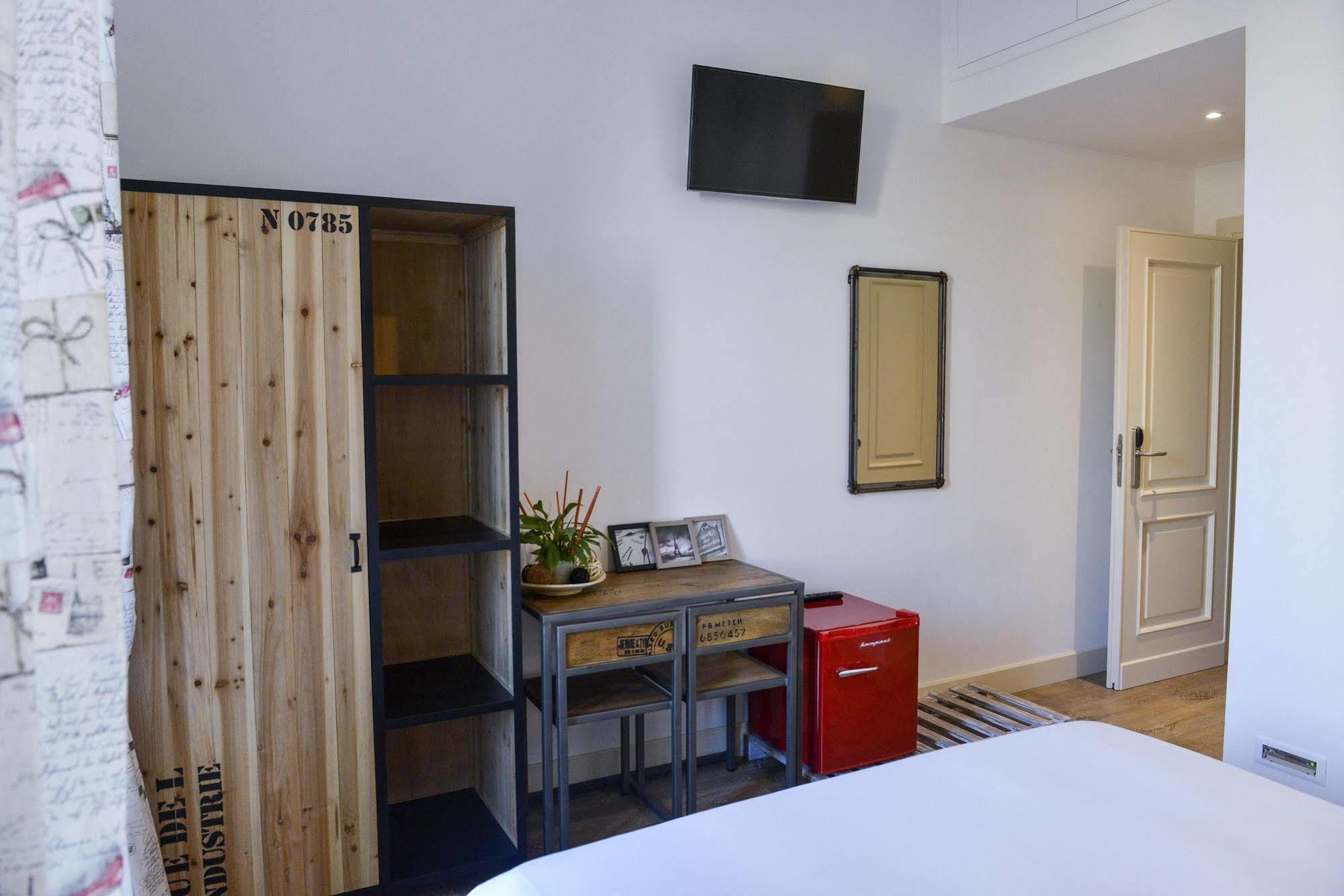Adelina Guesthouse Rome Exterior photo